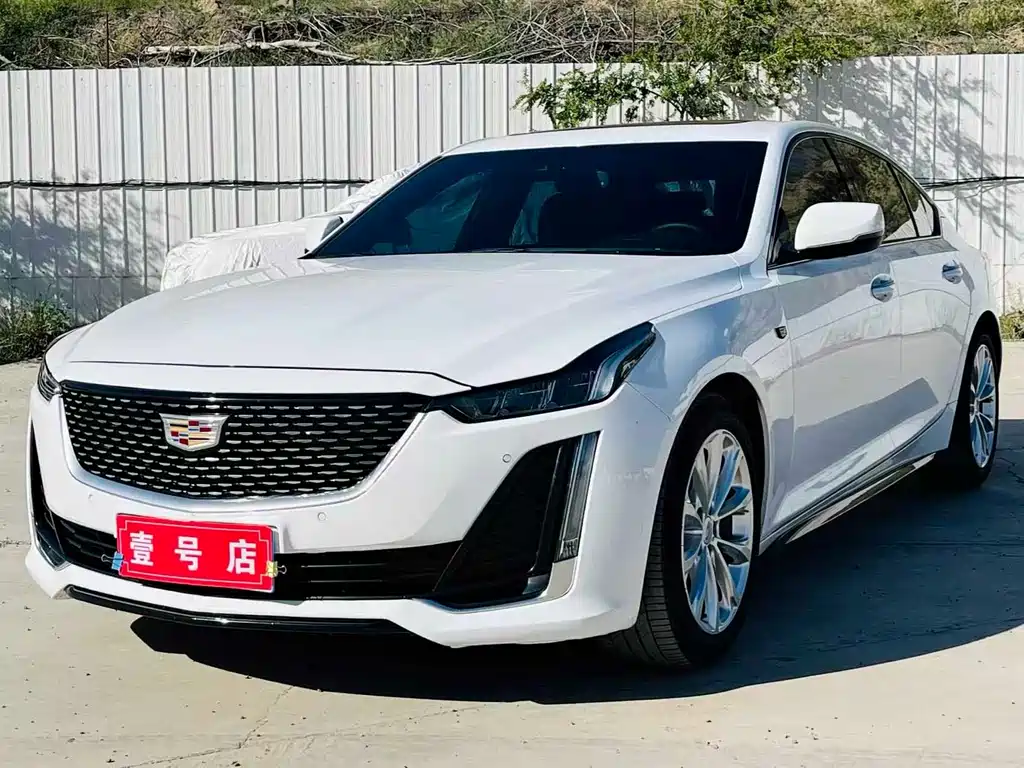 Cadillac CT5 2023 — фото 1