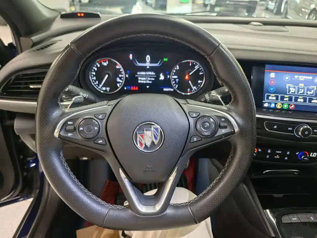 Buick Regal 2021 — фото 10