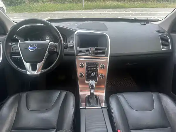 Volvo XC60 2017