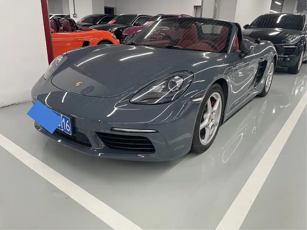 Porsche 718 2017