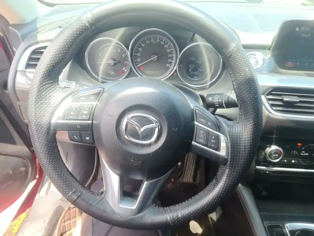 Mazda Atenza 2017 — фото 11