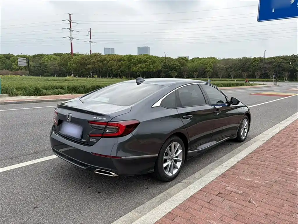 Honda Accord 2022 — фото 25