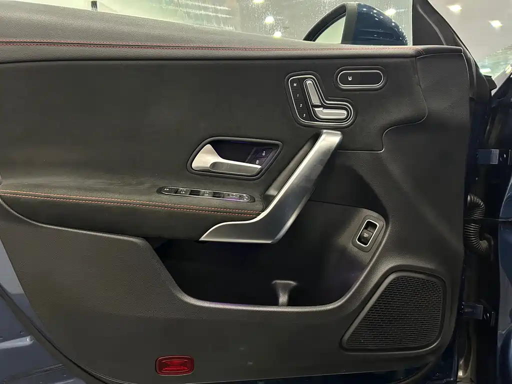 Mercedes-Benz CLA 2020 — фото 17