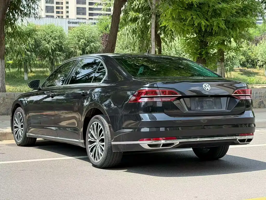 Volkswagen Phideon 2018 — фото 7