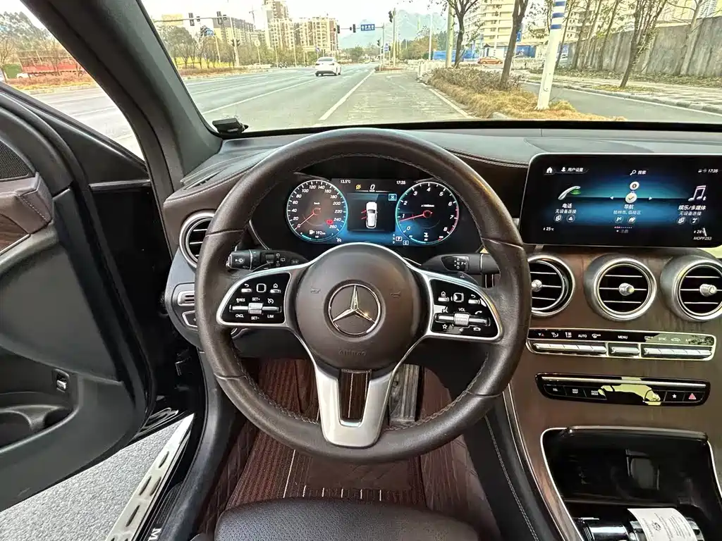 Mercedes-Benz GLC 2020 — фото 9