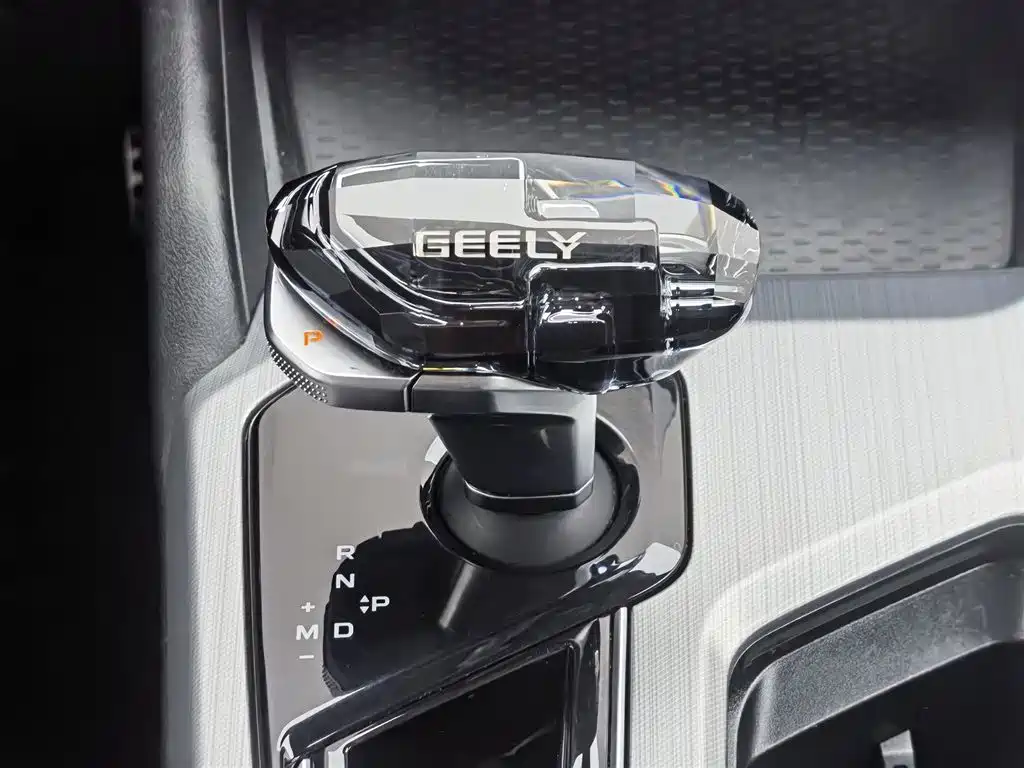 Geely Xingrui 2021 — фото 13