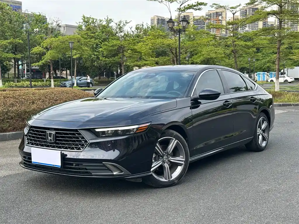 Honda Accord 2024 — фото 1