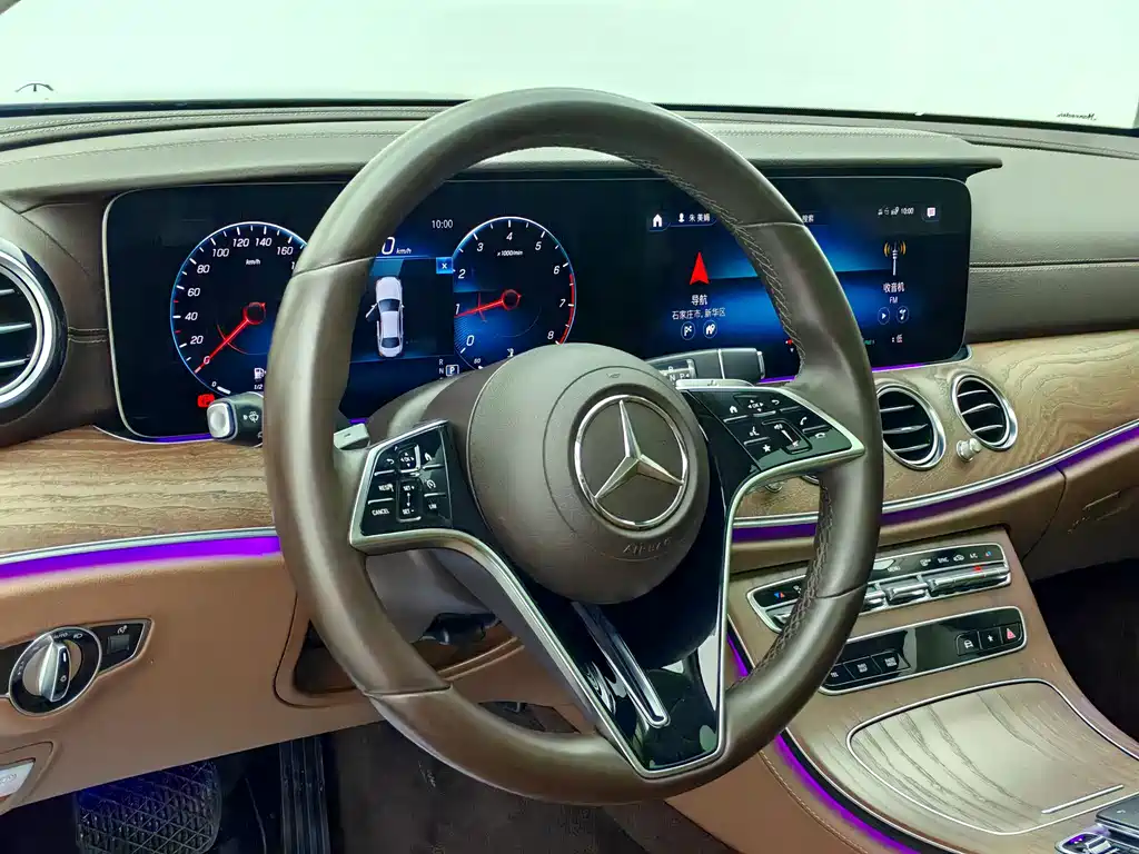 Mercedes-Benz E-Class 2022 — фото 10