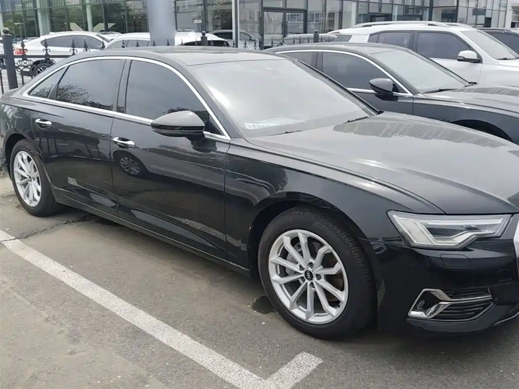 Audi A6L 2024 — фото 4