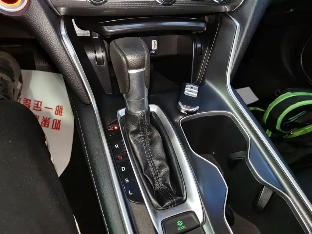 Honda Accord 2020 — фото 14