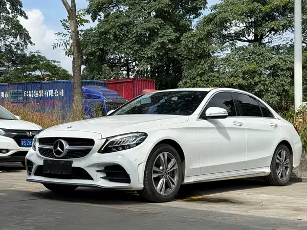 Mercedes-Benz C-Class 2020