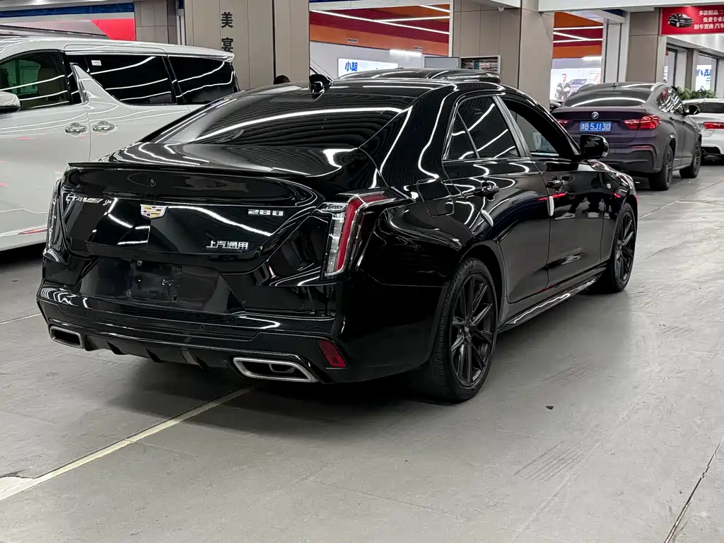 Cadillac CT4 2021 — фото 14