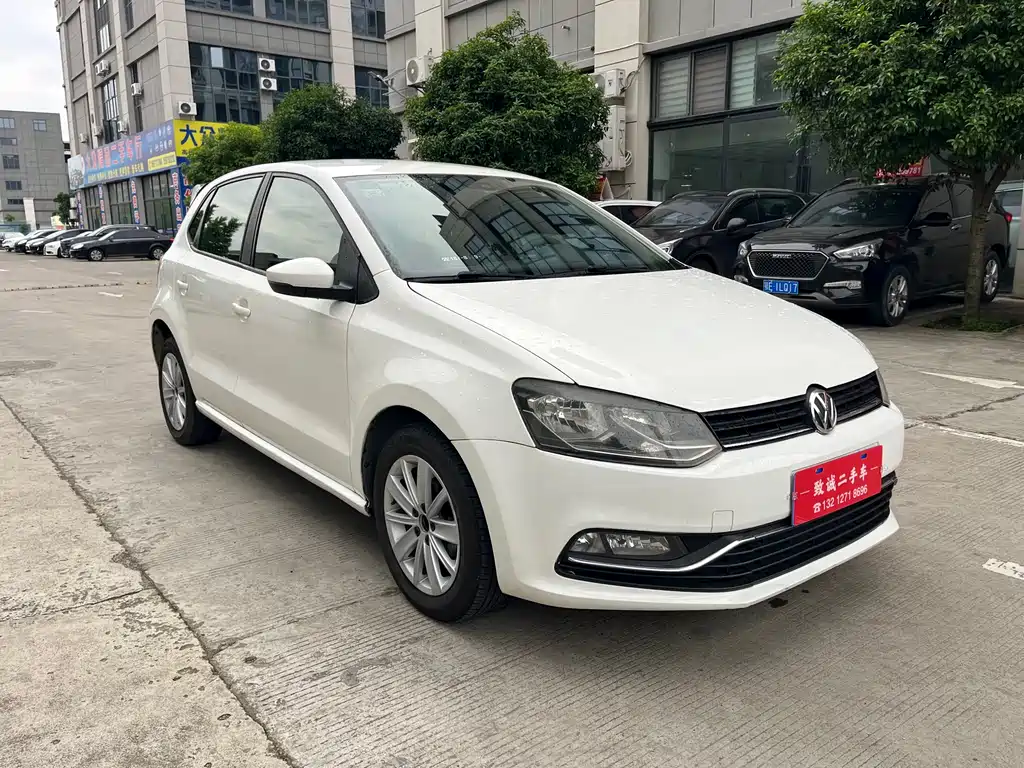 Volkswagen Polo 2015