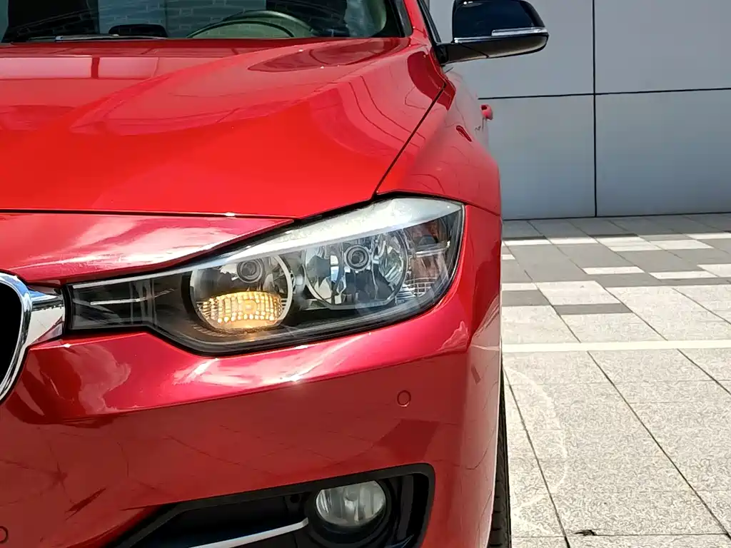 BMW 3 Series 2014 — фото 17