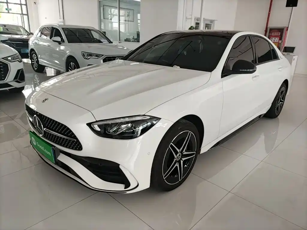 Mercedes-Benz C-Class 2024