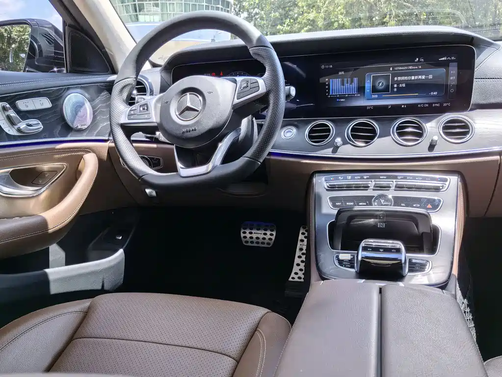Mercedes-Benz E-Class 2018 — фото 14