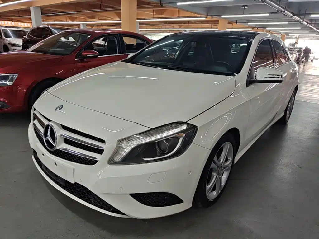 Mercedes-Benz A-Class 2015