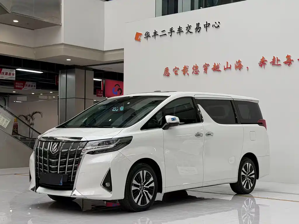 Toyota Alphard 2019 — фото 1