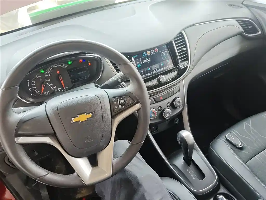 Chevrolet Trax 2017 — фото 10