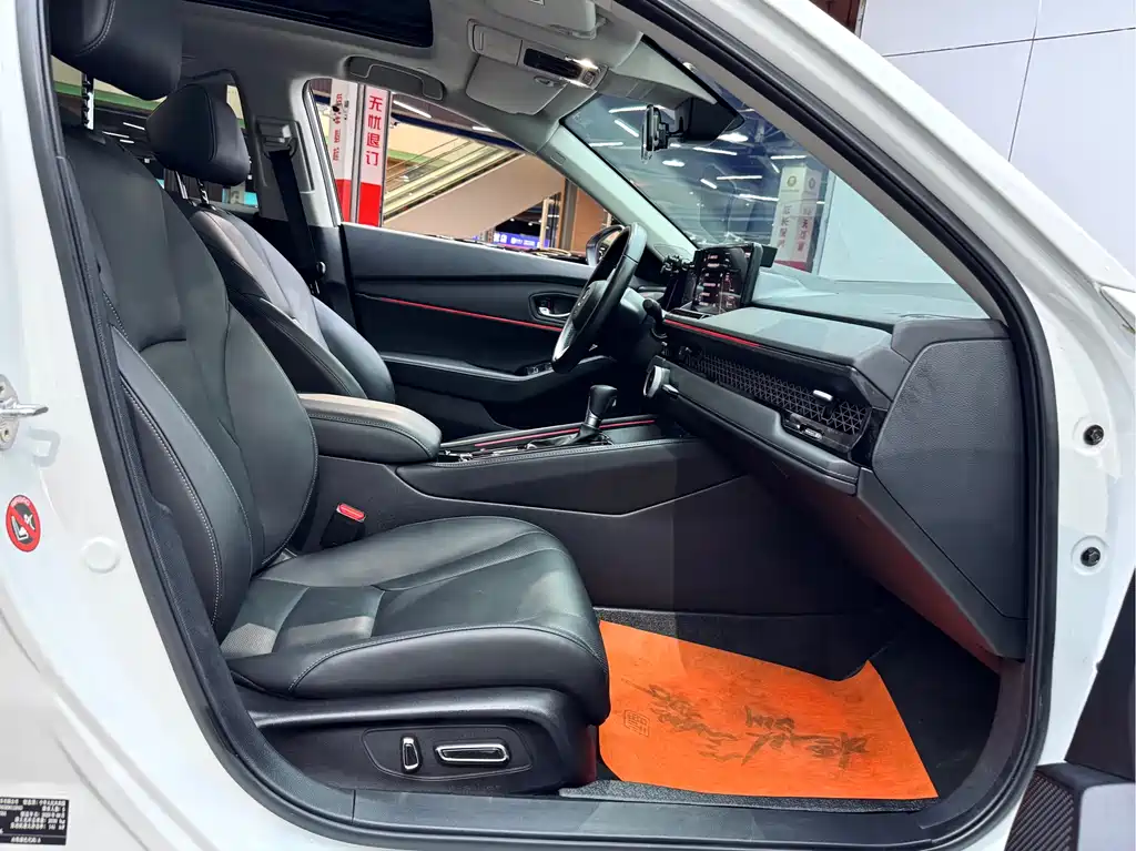 Honda Accord 2023 — фото 25