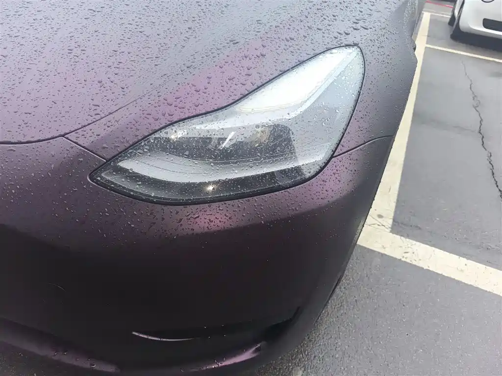 Tesla Model Y 2022 — фото 18