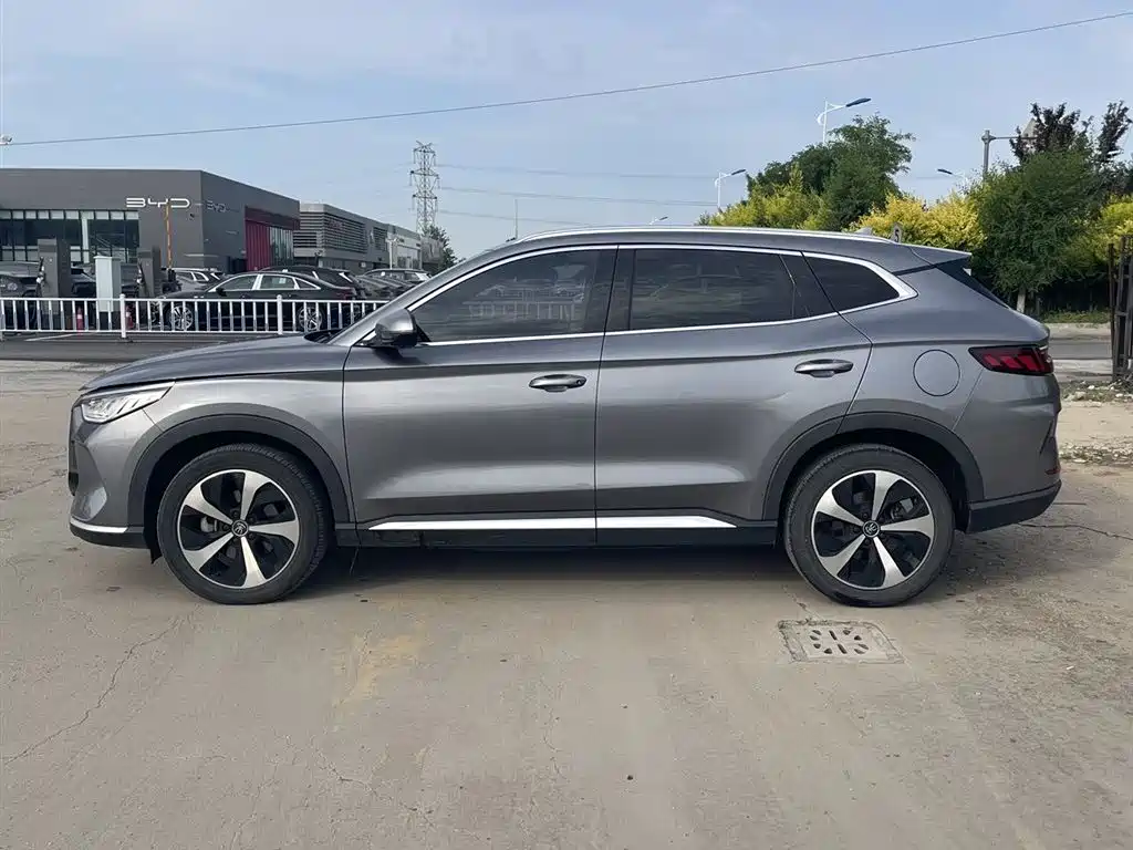 BYD PLUS New Energy 2023 — фото 2