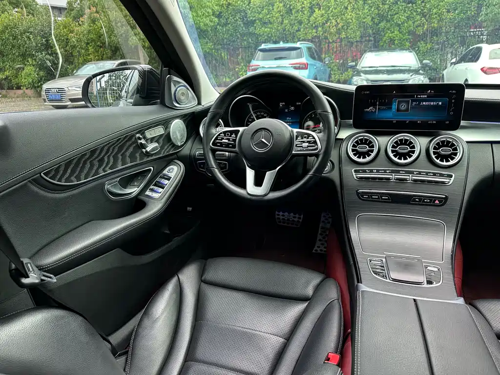 Mercedes-Benz C-Class 2019 — фото 15