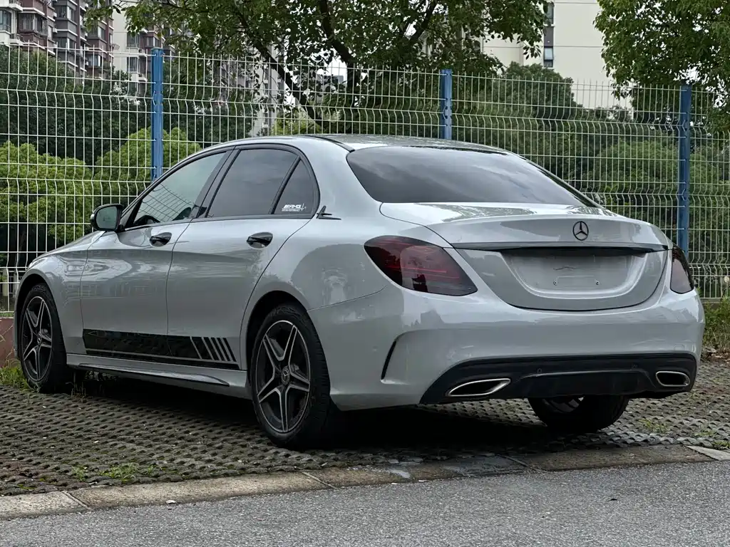 Mercedes-Benz C-Class 2019 — фото 20