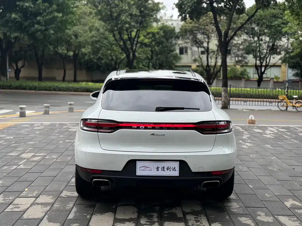 Porsche Macan 2020 — фото 9