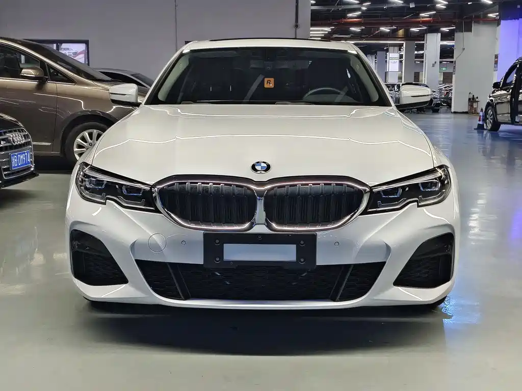 BMW 3 Series 2021