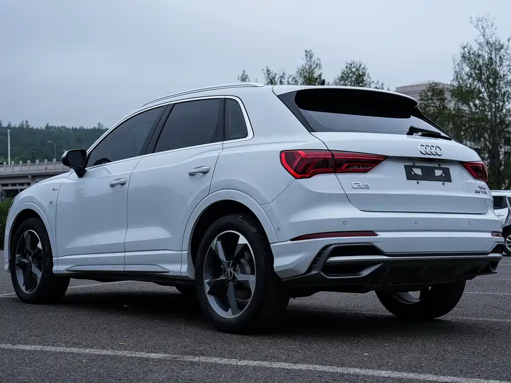 Audi Q3 2022