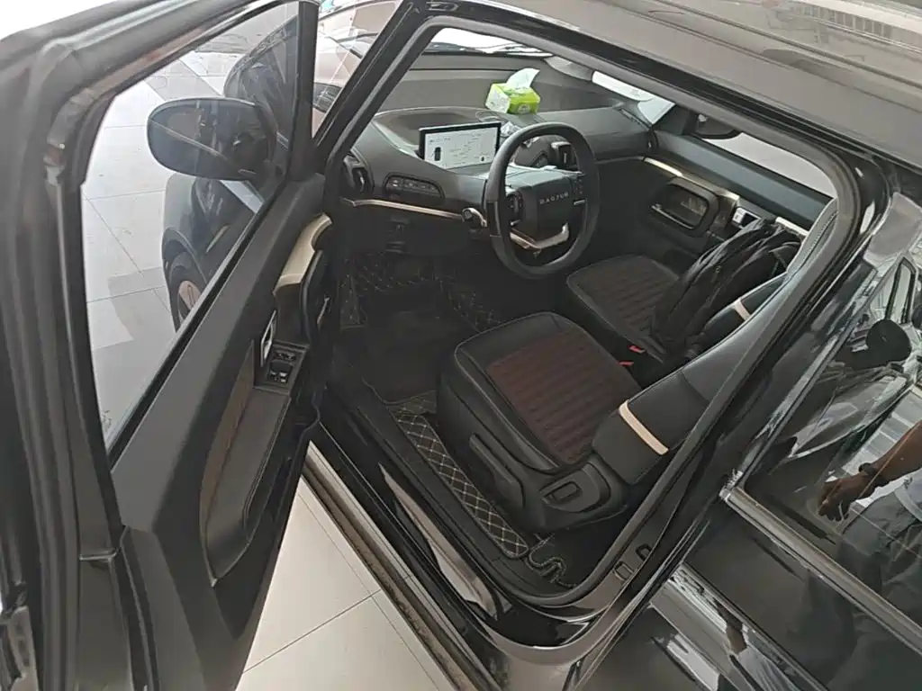 Baojun KiWi EV 2024 — фото 12