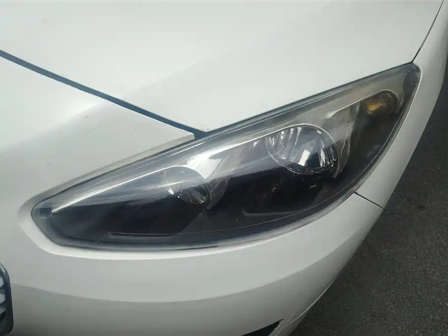 Peugeot 308 2016
