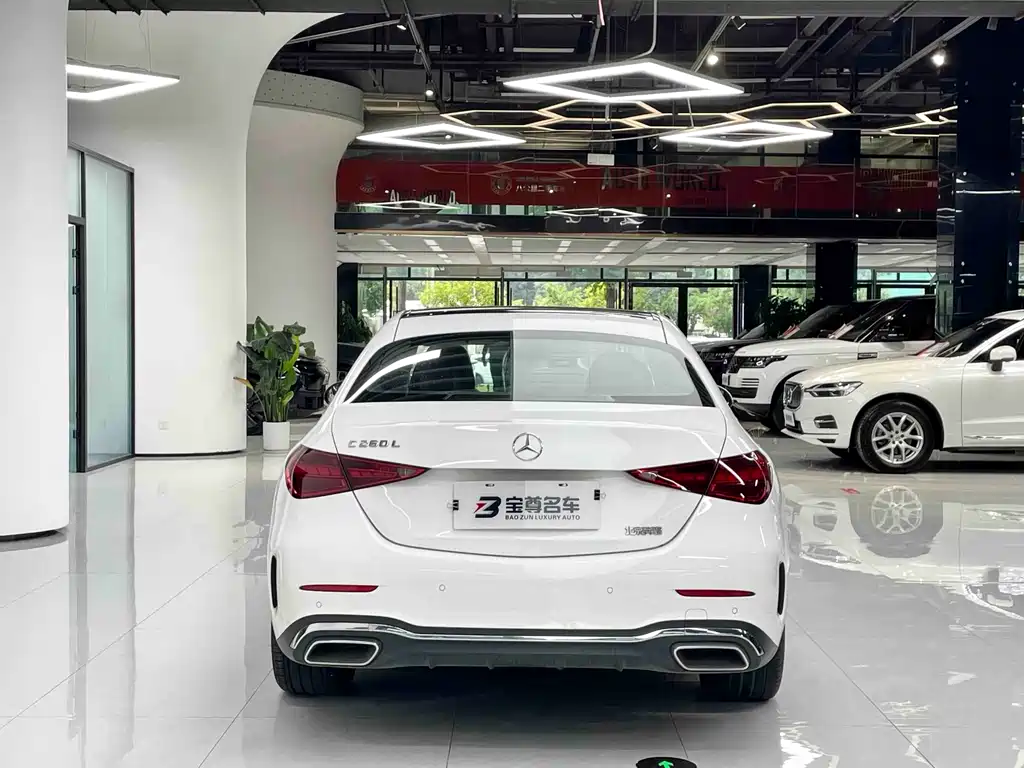 Mercedes-Benz C-Class 2023 — фото 15