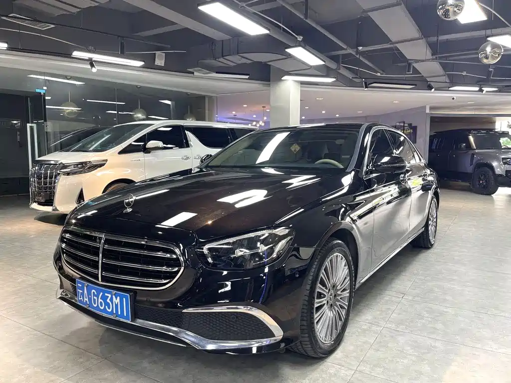 Mercedes-Benz E-Class 2021