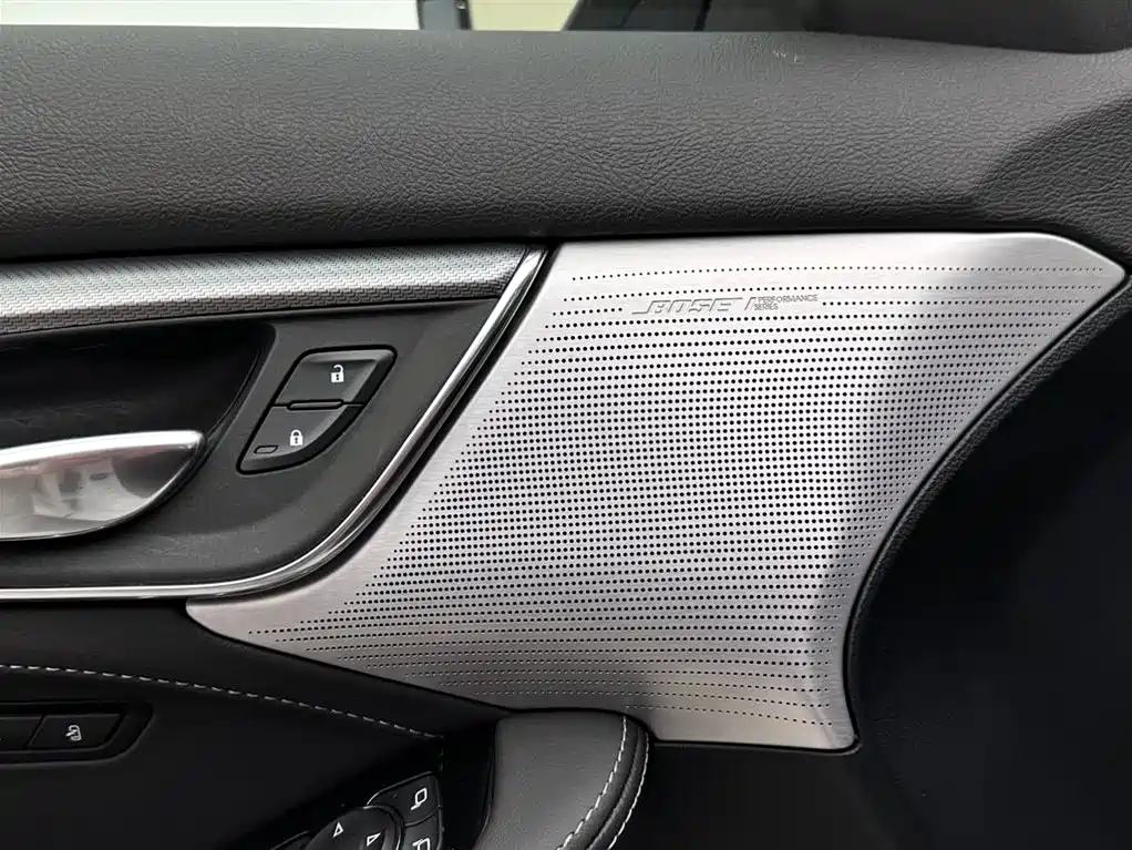 Cadillac CT5 2020 — фото 16