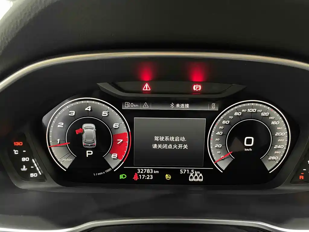 Audi Q3 2022 — фото 23