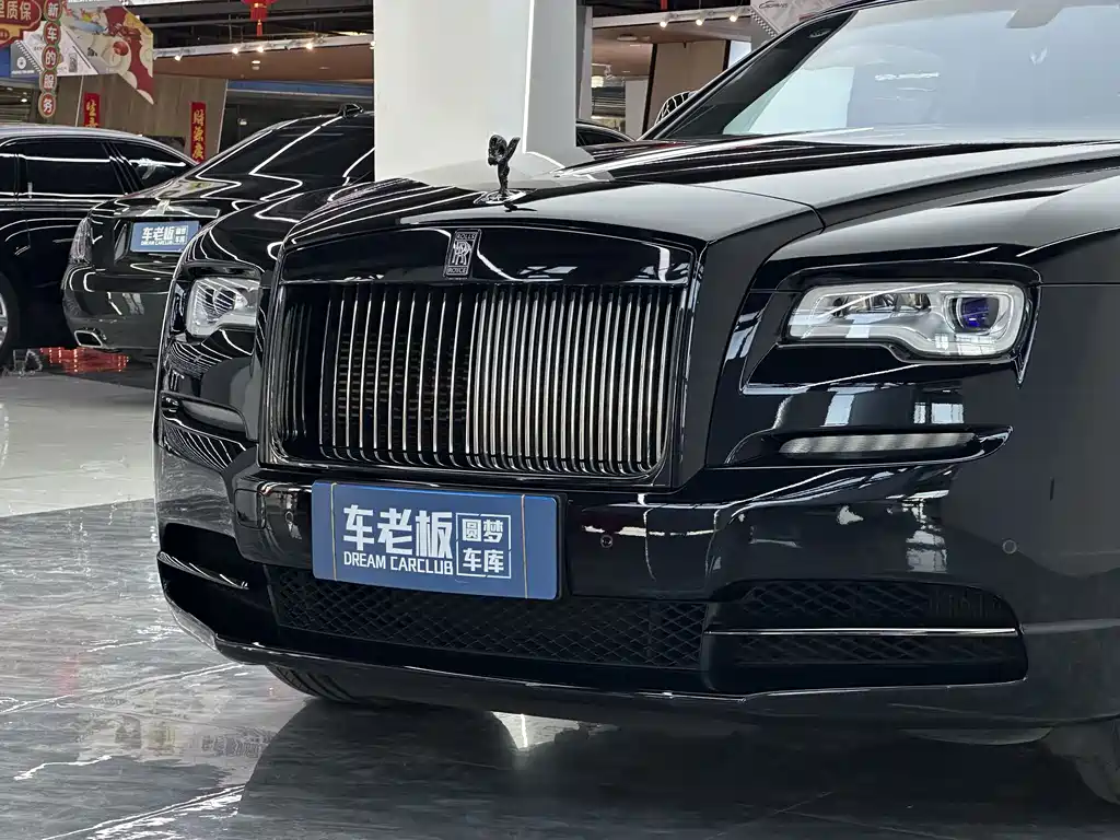 Rolls-Royce Wraith 2017 — фото 19