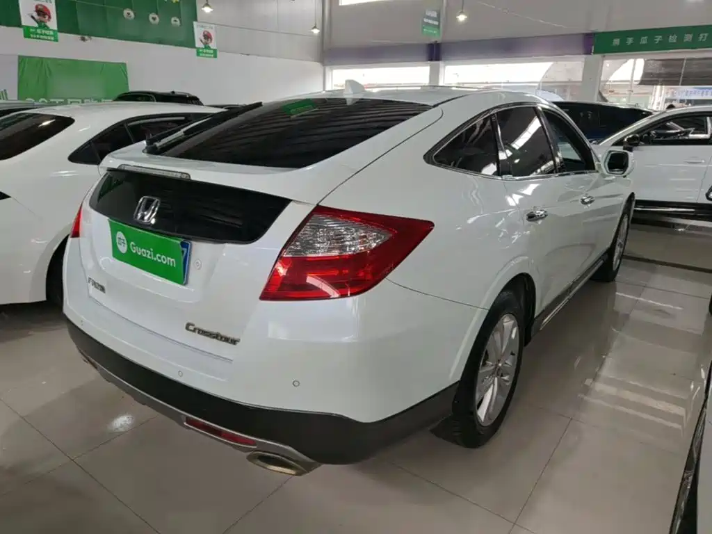 Honda Crosstour 2014 — фото 7