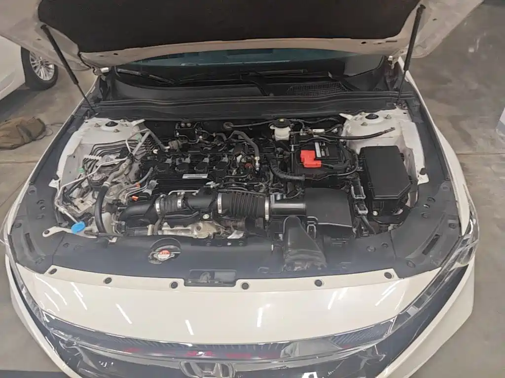 Honda Accord 2020 — фото 20