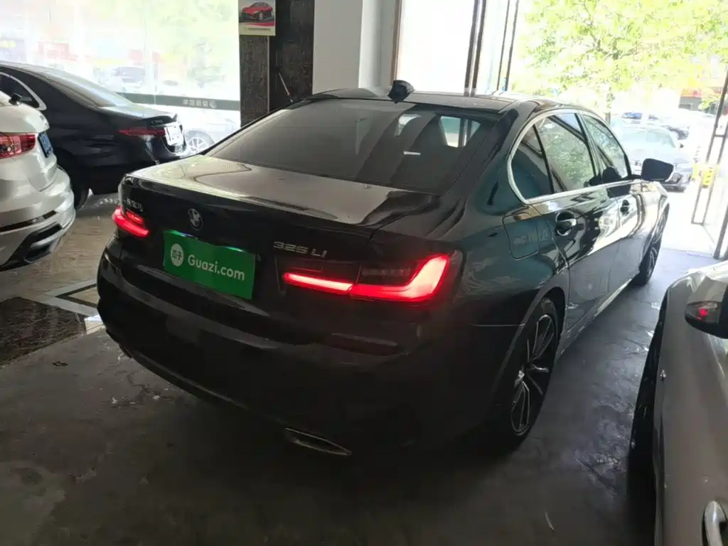 BMW 3 Series 2022