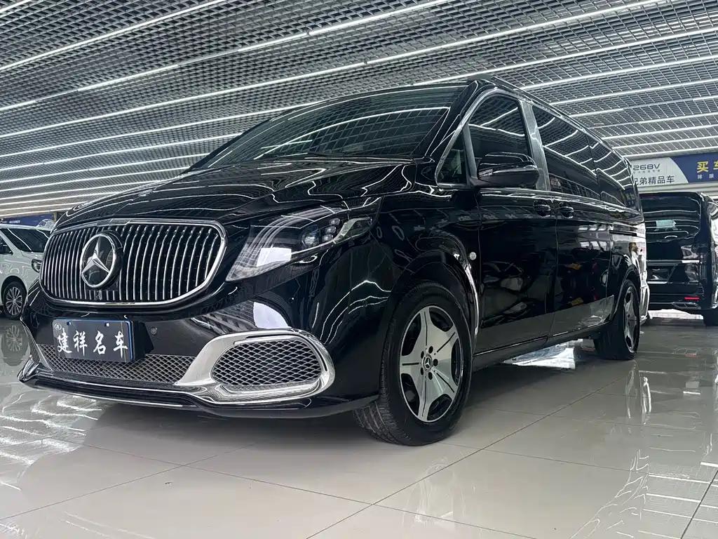 Mercedes-Benz Vito 2023 — фото 1