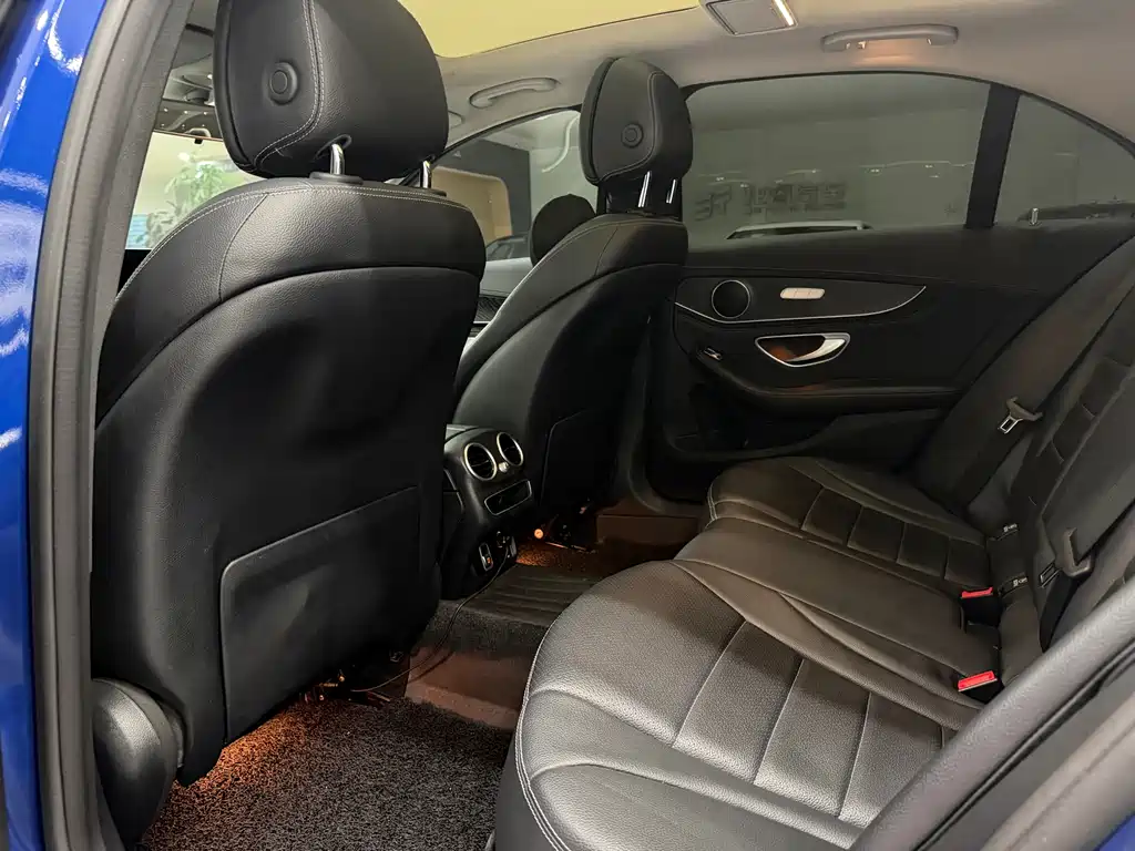 Mercedes-Benz C-Class 2020 — фото 13