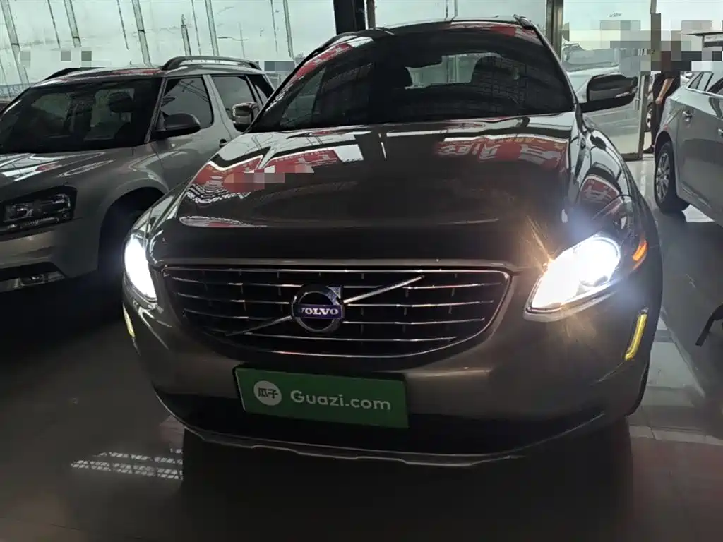 Volvo XC60 2015 — фото 3