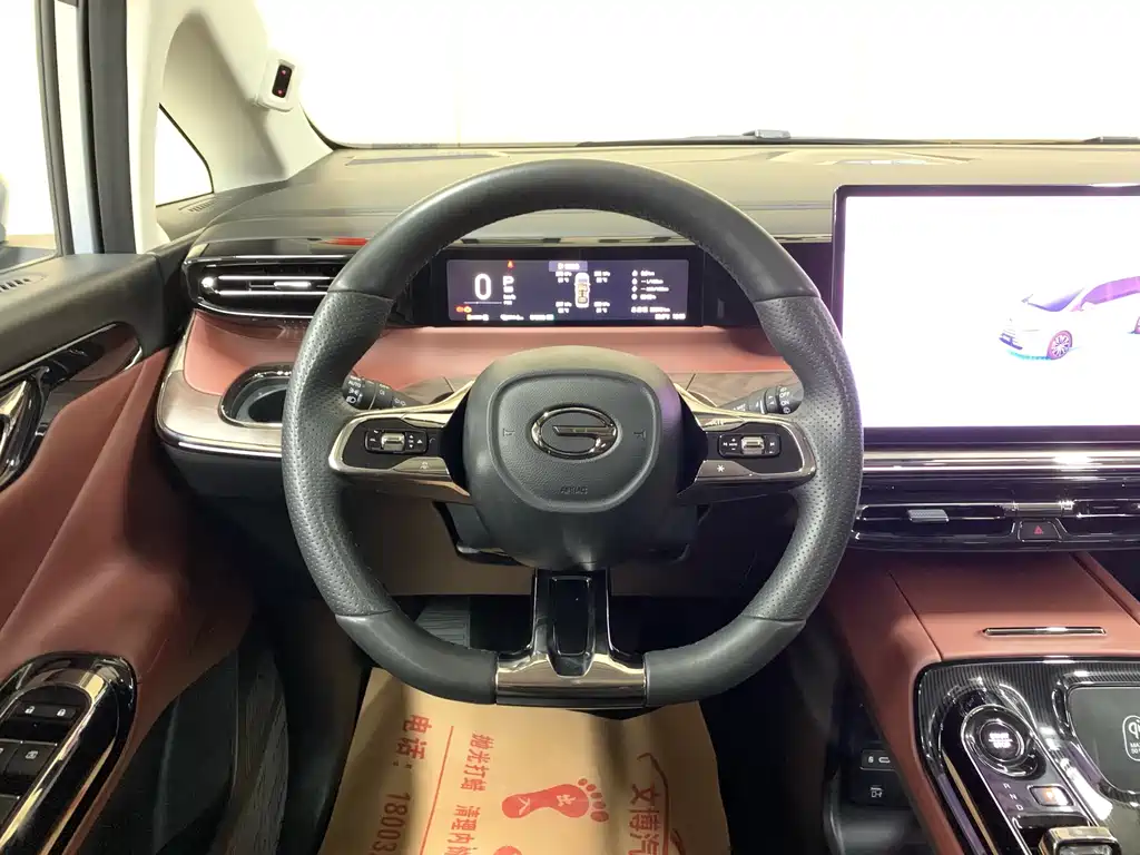 GAC Trumpchi E8 PHEV 2024 — фото 16