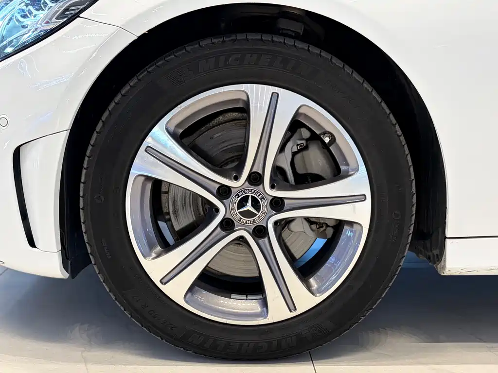 Mercedes-Benz C-Class 2020