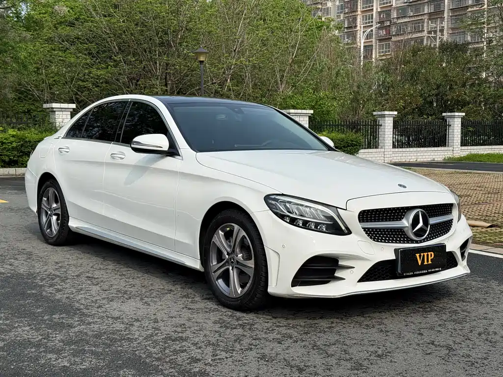Mercedes-Benz C-Class 2021