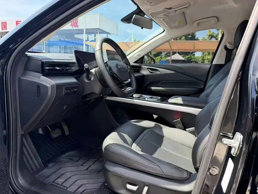 Wuling Starlight 2024