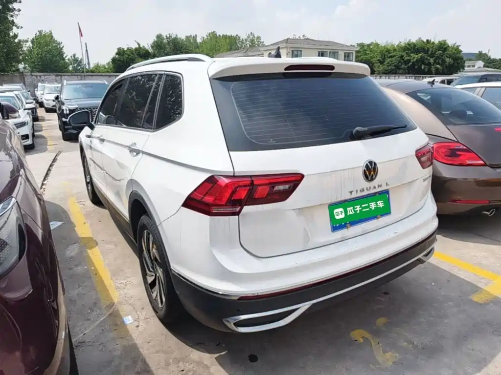 Volkswagen Tiguan L 2022