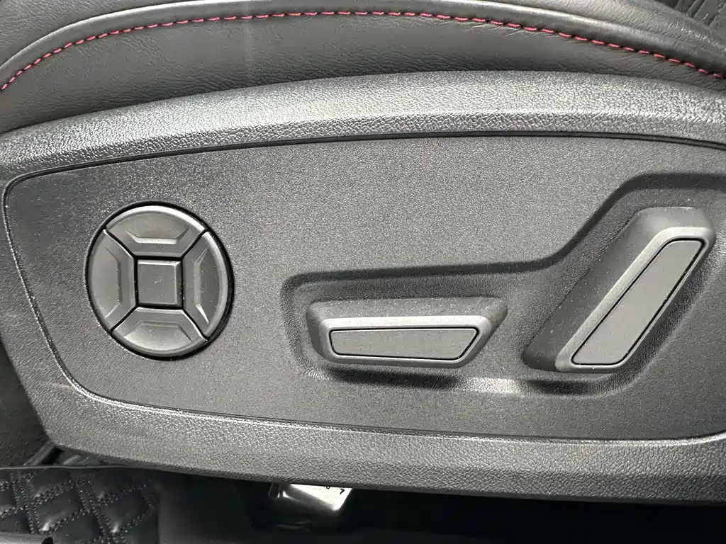 Audi A3 2023 — фото 12